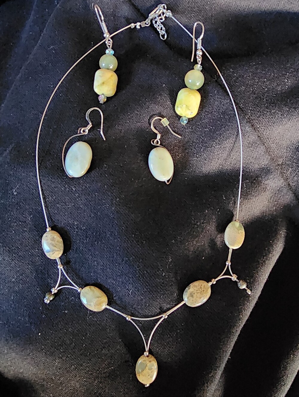 Handcrafted Silver Pale Green Stone Wire Necklace w/ Two Matchings Earring Sets